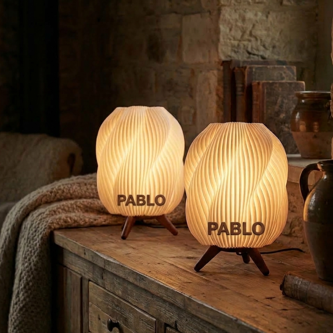 Lámparas de mesa personalizadas con nombre en PLA mate