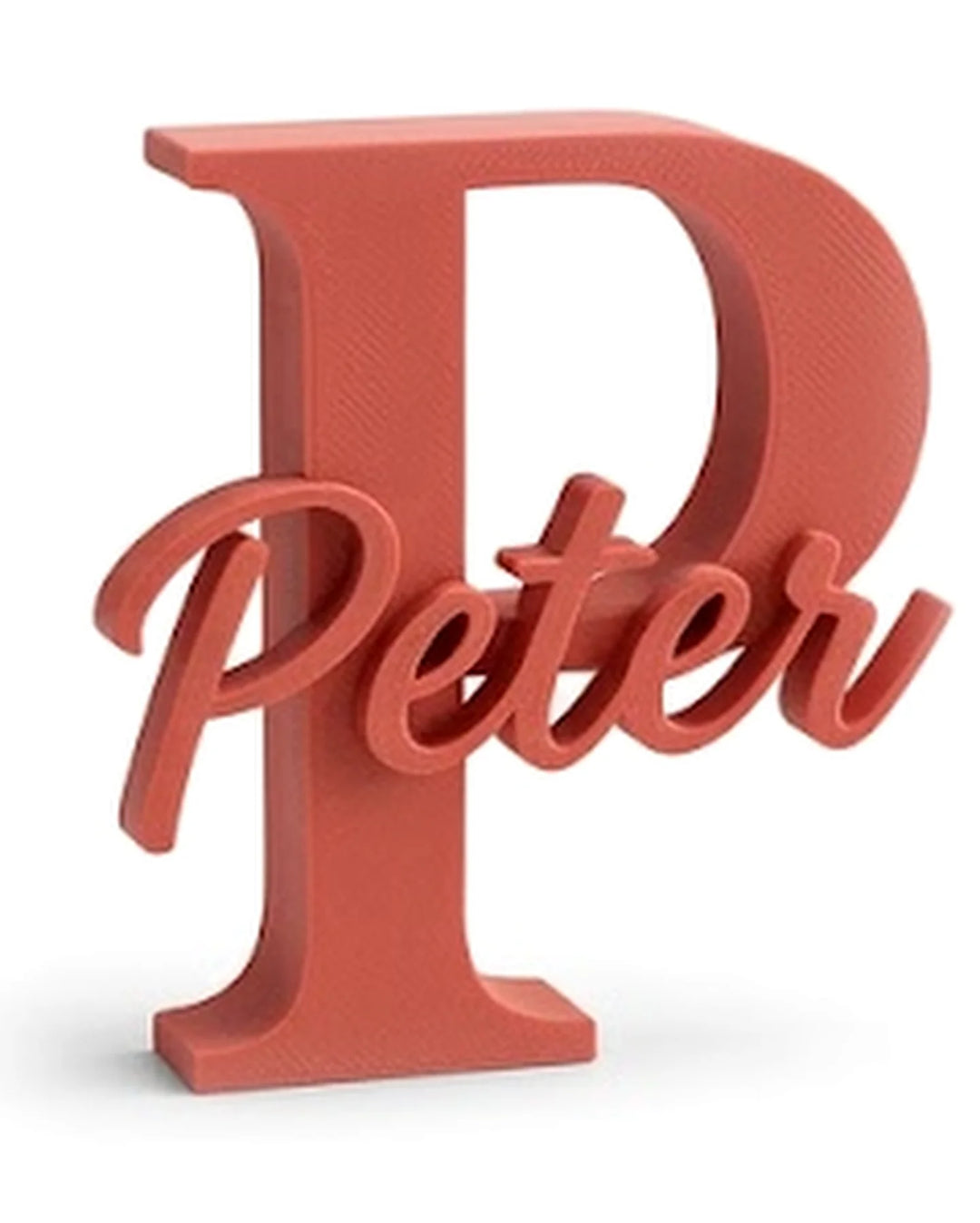 Marcasitios con la inicial P en color coral y el nombre Peter en caligrafia en relieve