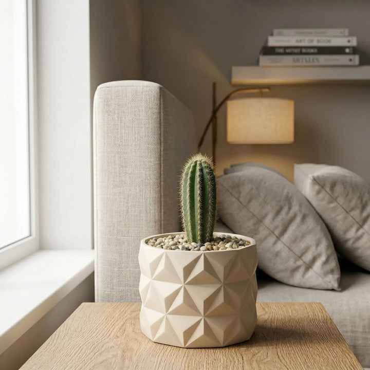Prismatic Cylindrical Pot