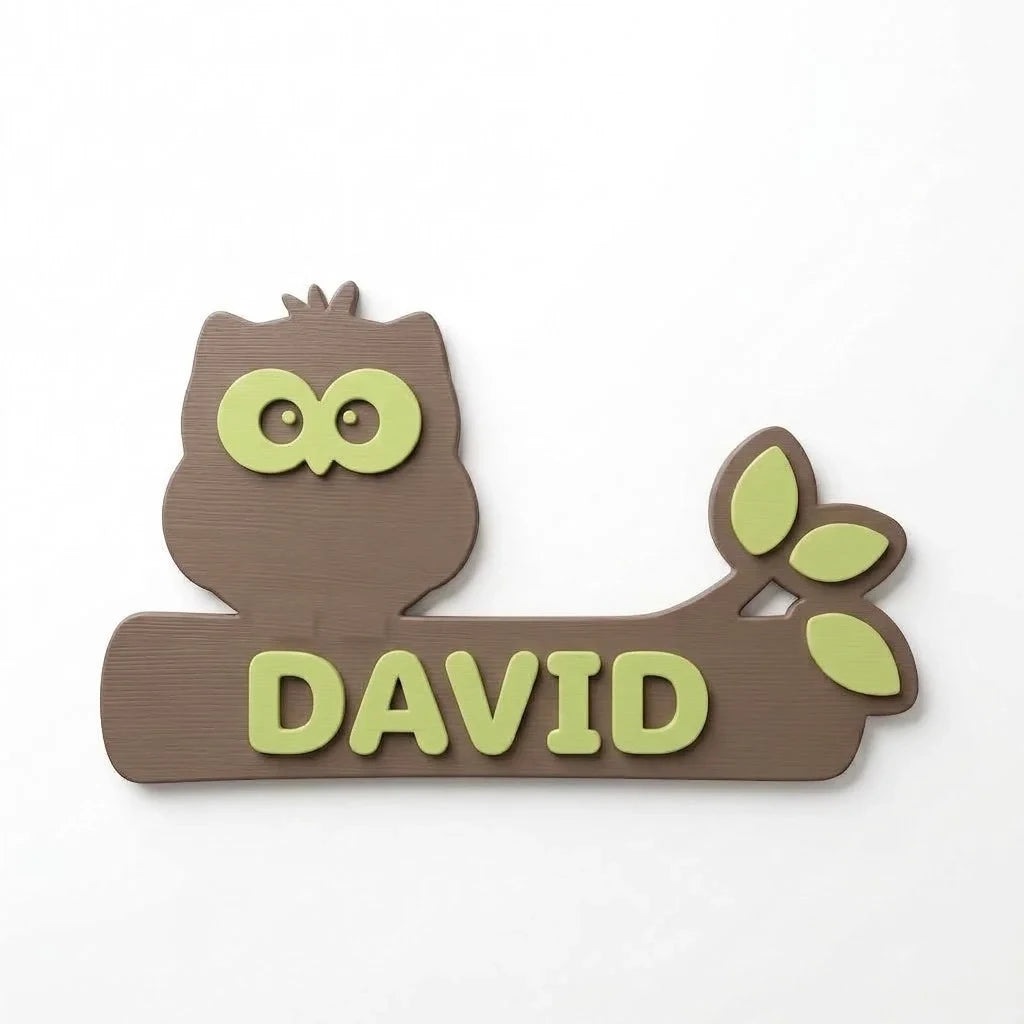 Placa de puerta infantil Búho con el nombre David, fijada con adhesivo por detrás
