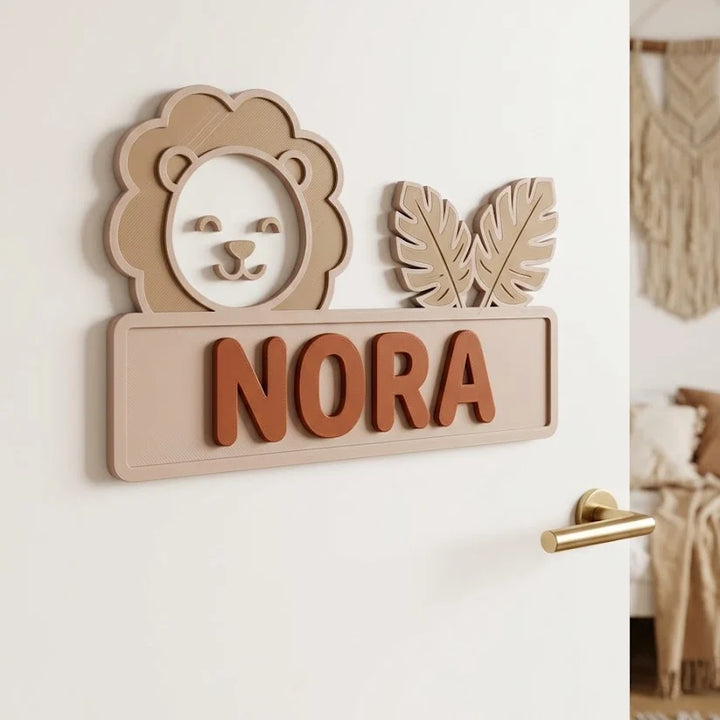 Türschild Kinderzimmer mit Namen – Safari mit Löwe